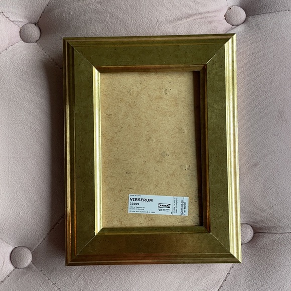 FREE WITH PURCHASE 2 4” x 6” picture frames - Picture 4 of 5